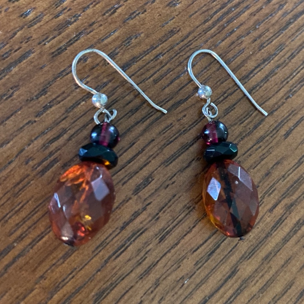 Faceted amber earrings 1” drop silver French hook - Picture 2 of 3